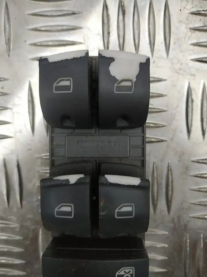 Audi A3/S3 8P (2004 - 2008) 4F0959851 Кнопка стеклоподъемников — фото 1