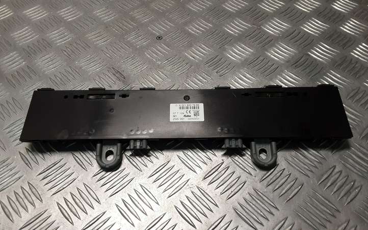 Mercedes-Benz S W221 (2005 - 2013)  A2218207989 Антенна (антенна GPS)