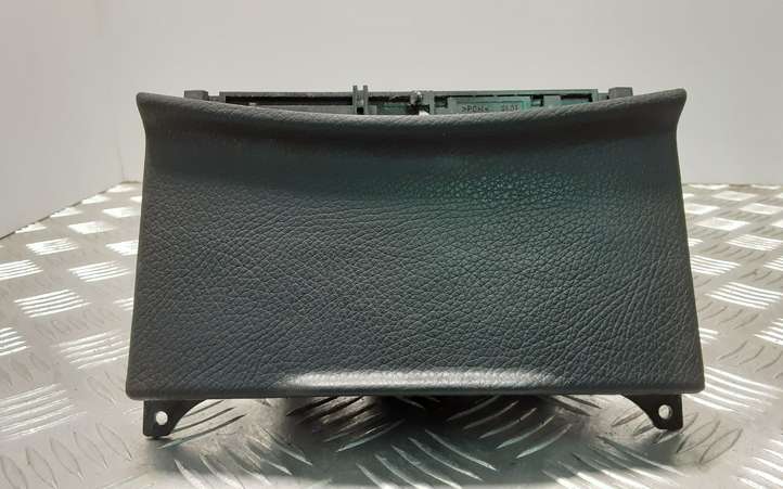 Mercedes-Benz S W221 (2005 - 2013)  A2216801652 Пепельница