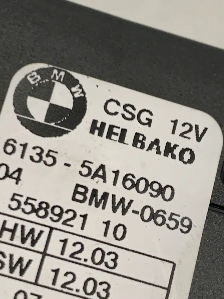 BMW 3 G20 G21 (2019 - ) 61355A16090 Реле насоса горючего — фото 5