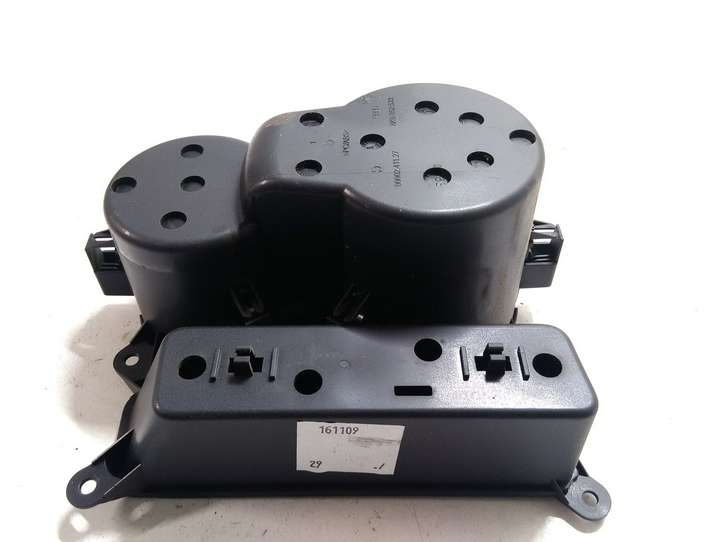 Audi A4 (2007 - 2011)  8K0862533 Держатель чашки
