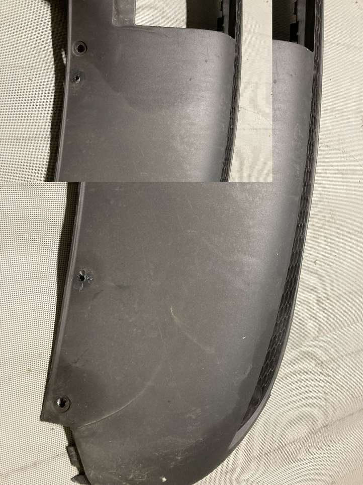 Audi Q5 (2012 - 2017)  8R0807833B Нижняя часть бампера (губа)
