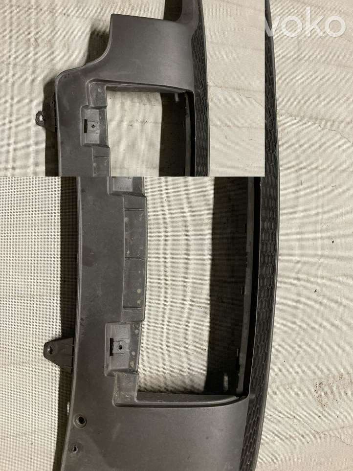 Audi Q5 (2012 - 2017)  8R0807833B Нижняя часть бампера (губа)