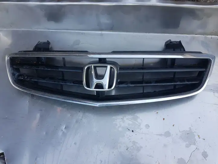 Honda Odyssey (2003 - 2008) Верхняя решетка радиатора — фото 1