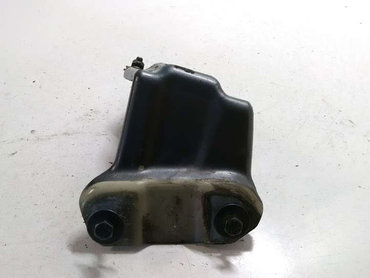 Volkswagen Golf Plus (2004 - 2008)  5M0821136 Держатель крыла