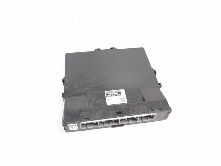Toyota Prius (XW30) (2009 - 2015) 8968147100 Прочие блоки управления — фото 1