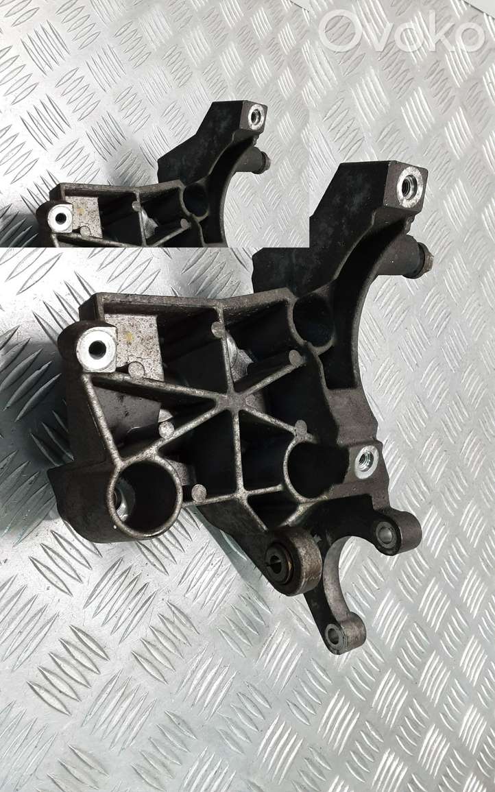 Volkswagen Touareg I (2002 - 2010)  059145169AA Кронштейн