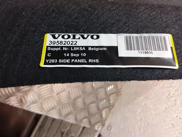 Volvo S60 (2010 - 2013) 39582022 Боковая обшивка багажника — фото 6