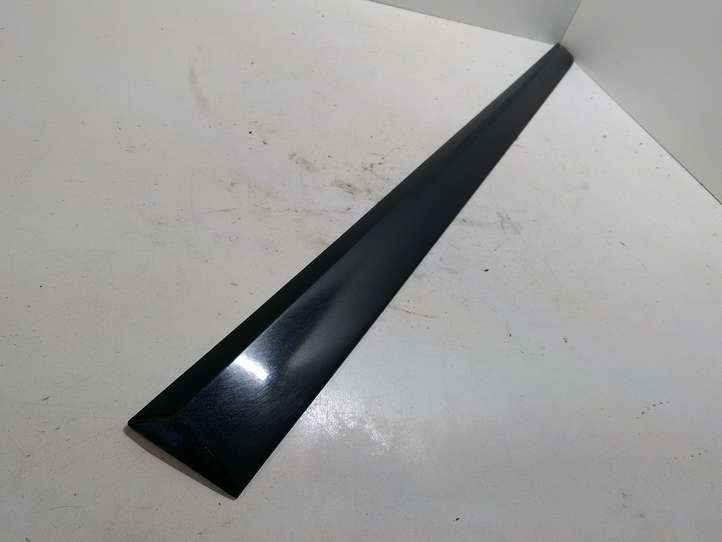 Opel Astra (2004 - 2009)  24461096 Отделка (молдинг) передней двери