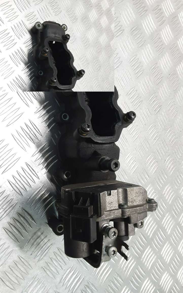 Volkswagen Touareg I (2002 - 2010)  059129712BQ Впускной коллектор