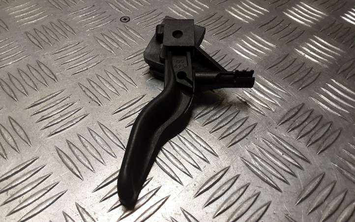 Opel Astra (2004 - 2009)  218186591 Ручка капота