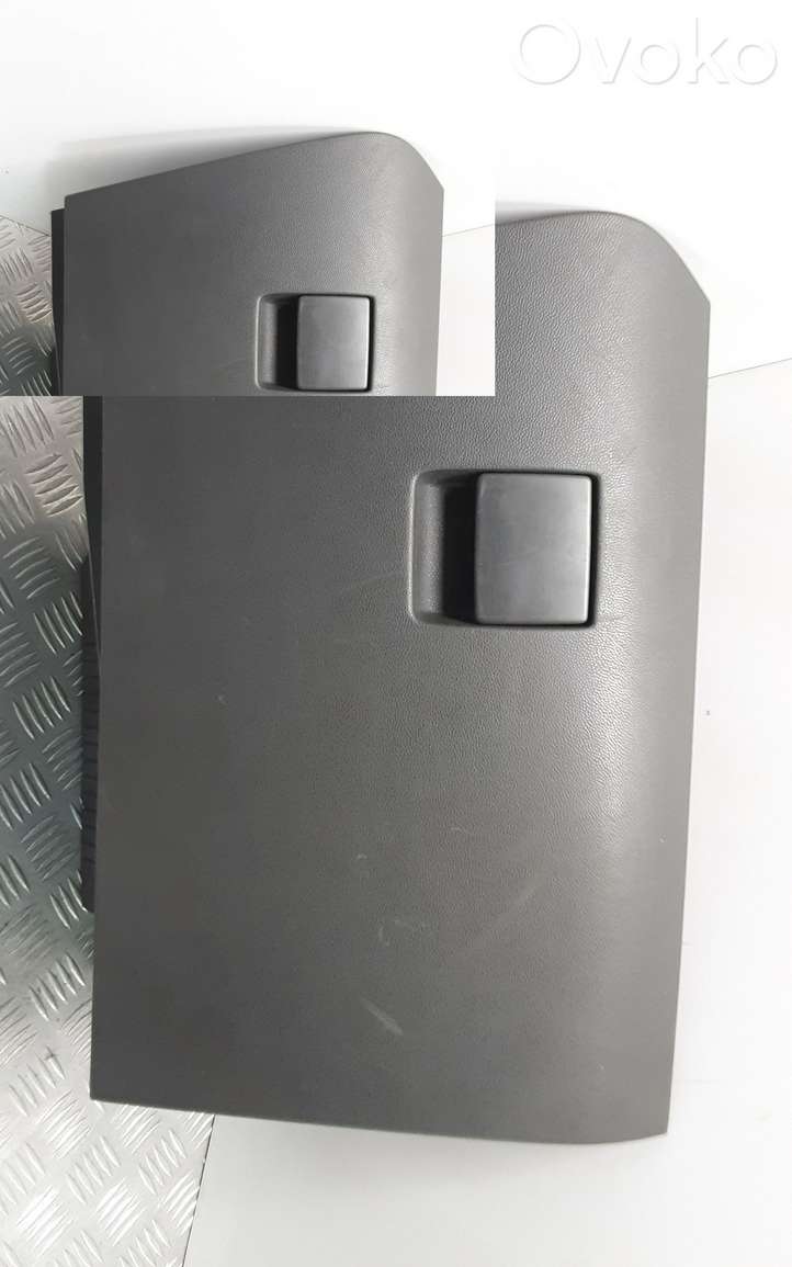 Opel Astra (2004 - 2009)  013191525 Комплект ящика для вещей (бардачка)