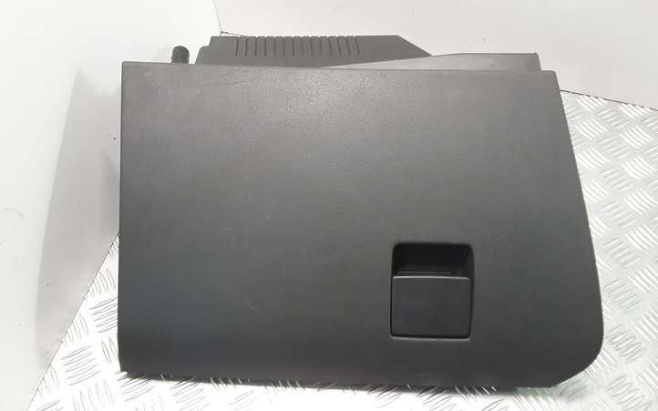 Opel Astra (2004 - 2009)  013191525 Комплект ящика для вещей (бардачка)
