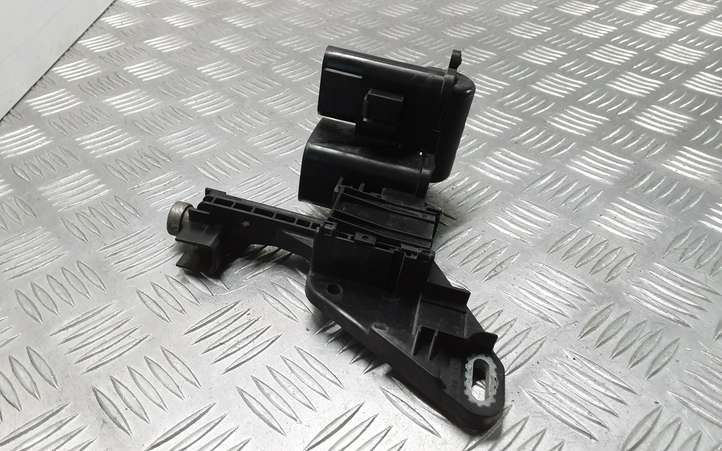 BMW 1 F20 F21 (2011 - 2019)  922501504 Узел подключения плюсовых проводов