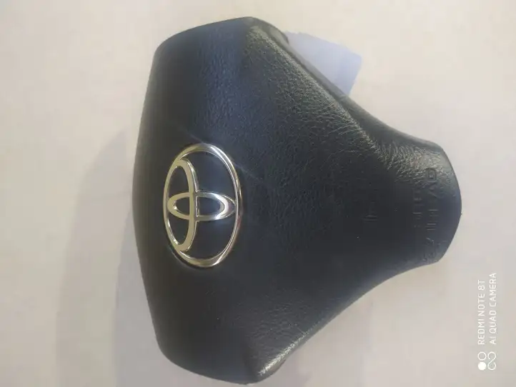 Toyota Corolla Verso AR10 (2004 - 2009) Y02736004A5A Подушка безопасности руля — фото 1