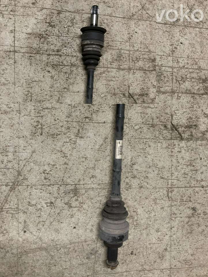 BMW 1 F20 F21 (2011 - 2019)  7624205 Задняя полуось