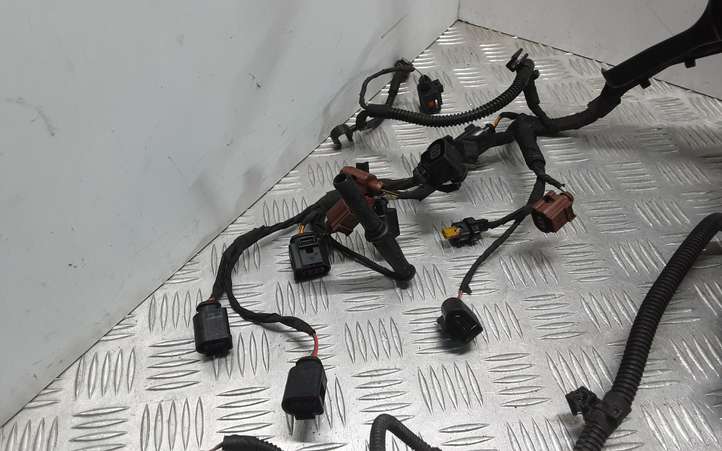 Audi A4 (2011 - 2015)  8K2971074EE Проводка двигателя
