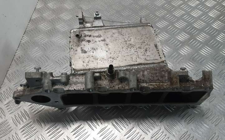 Audi A4 (2011 - 2015)  04L129766AD Впускной коллектор