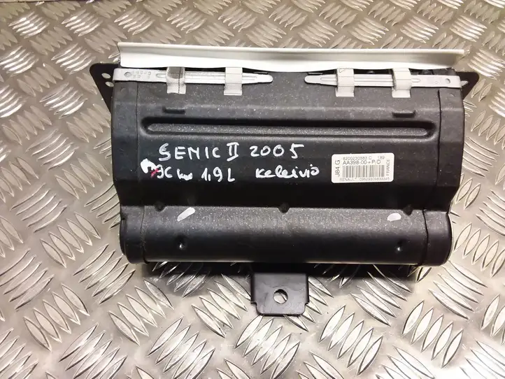 Renault Scenic II - Grand scenic II (2003 - 2006) 8200230383 Подушка безопасности пассажира — фото 3