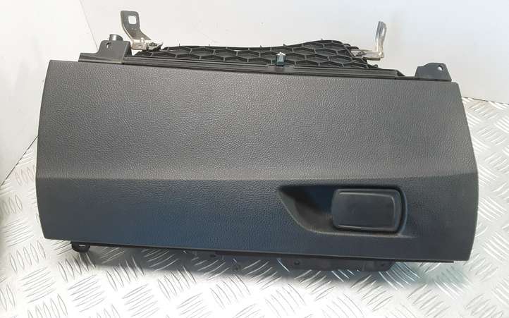 BMW 1 F20 F21 (2011 - 2019)  51169226047 Комплект ящика для вещей (бардачка)