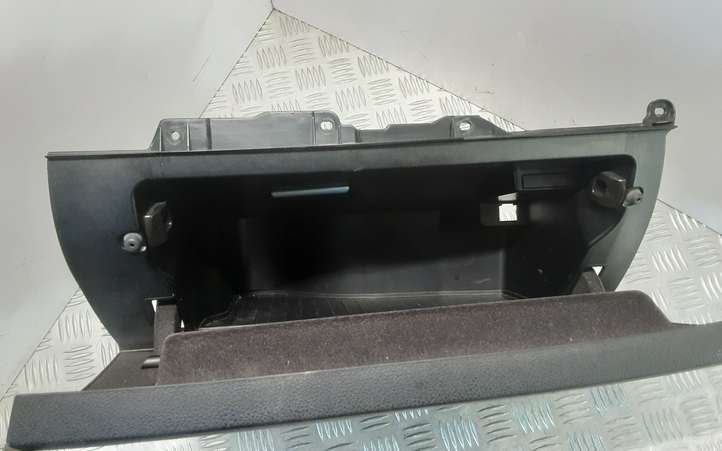 BMW 1 F20 F21 (2011 - 2019)  51169226047 Комплект ящика для вещей (бардачка)