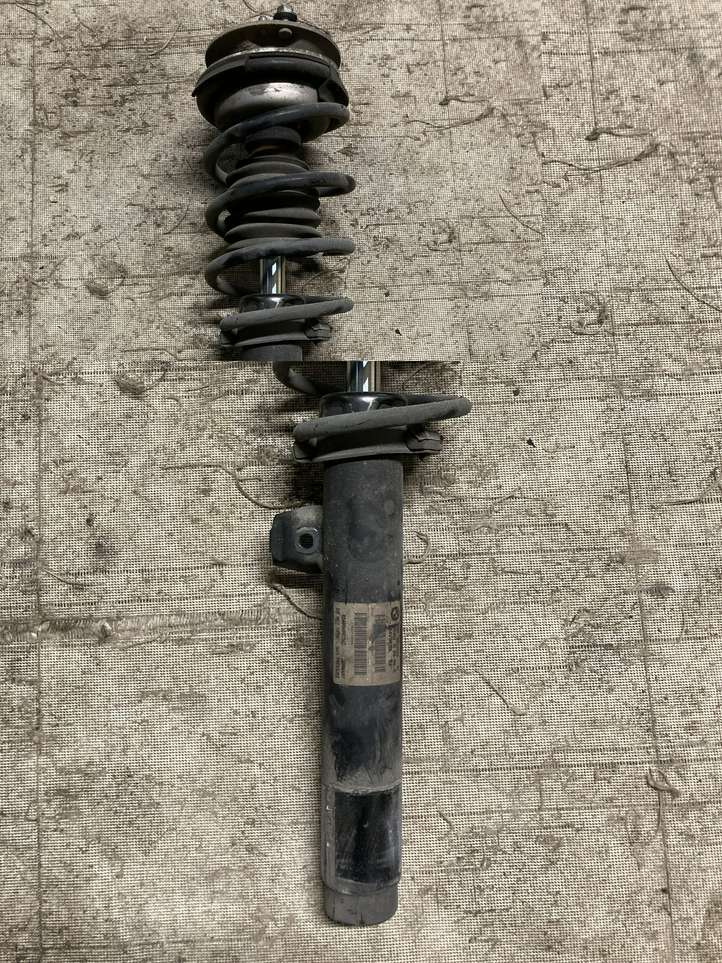BMW X1 E84 (2009 - 2015)  31316851333 Передний амортизатор с пружиной