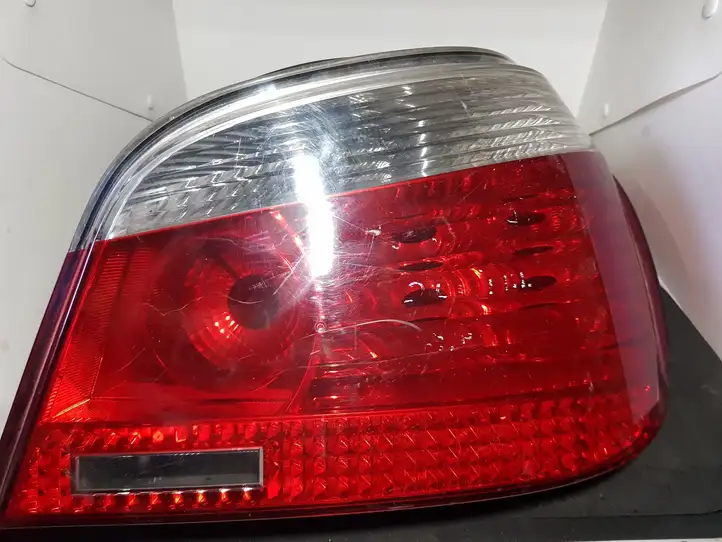BMW 5 E60 E61 (2004 - 2010) 7165738 Задний фонарь в кузове — фото 1