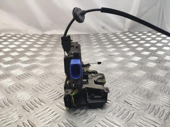Volkswagen Touran I (2003 - 2010) 7L0839015 Замок задней двери — фото 4