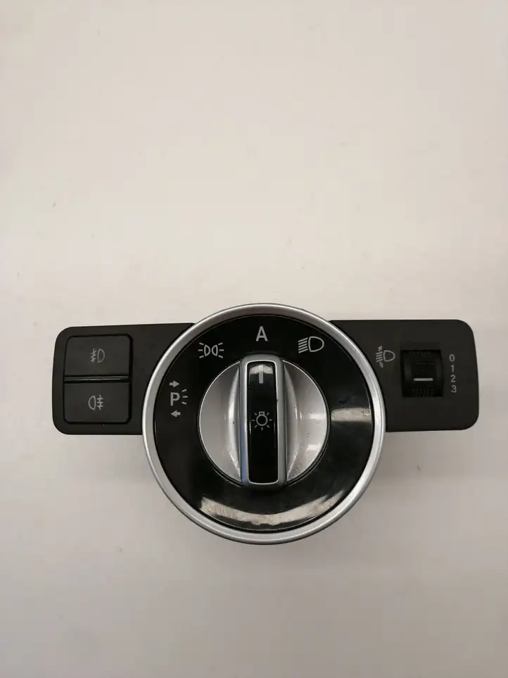 Mercedes-Benz E W212 (2009 - 2016) A2129057200 Включатель фонарей — фото 1