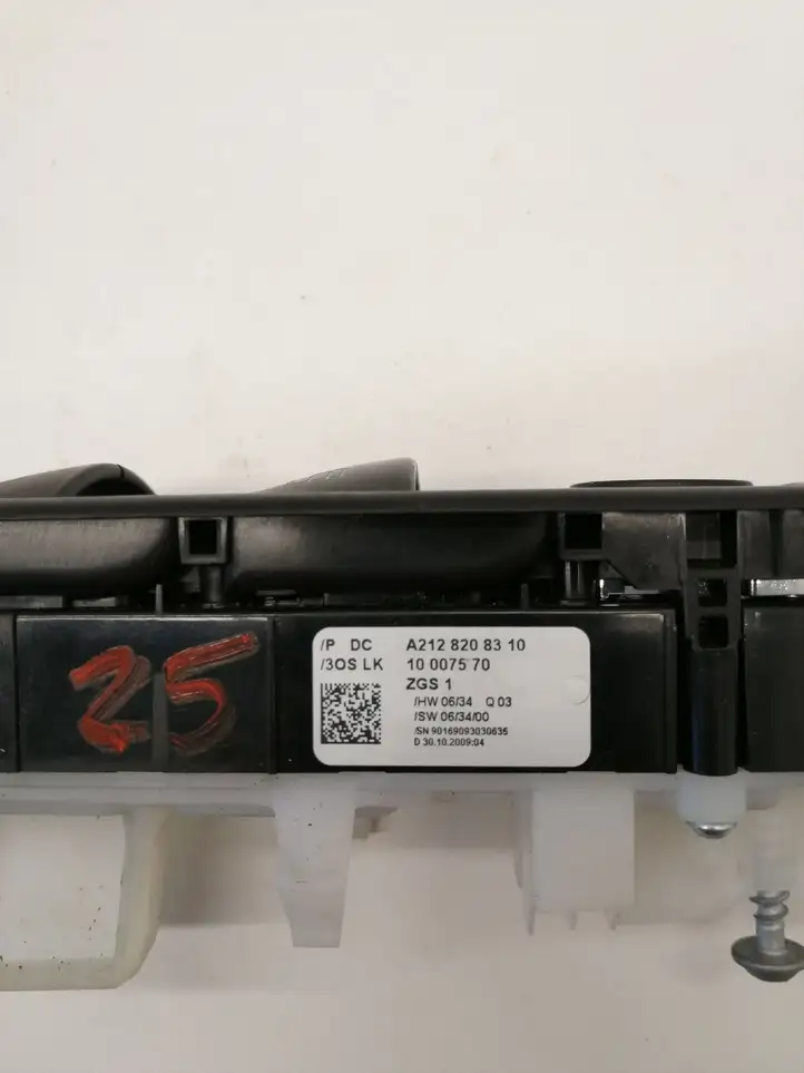 Mercedes-Benz E W212 (2009 - 2016) A2128208310 Блок кнопок стеклоподъемников — фото 3