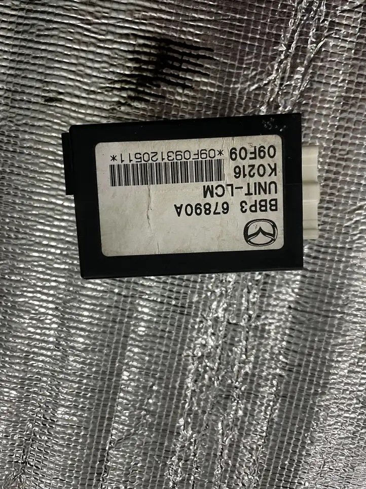 Mazda 3 II (2009 - 2011) BBP367890A Блок управления светом — фото 1