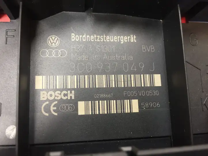 Volkswagen PASSAT B6 (2005 - 2010) 3C0937049J Модуль комфорта — фото 3