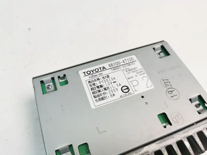 Toyota Prius (XW30) (2009 - 2015) 8610047100 Усилитель звука — фото 3
