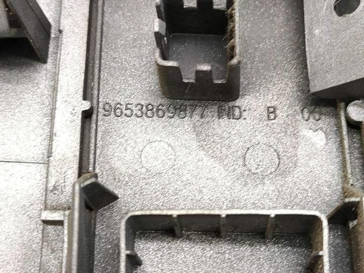 Citroen Berlingo (2003 - 2007)  9653812077 Отделка контроля климата / контроля печки