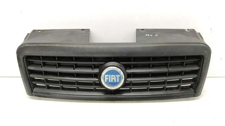 Fiat Doblo (2000 - 2009)  735395576 Верхняя решётка