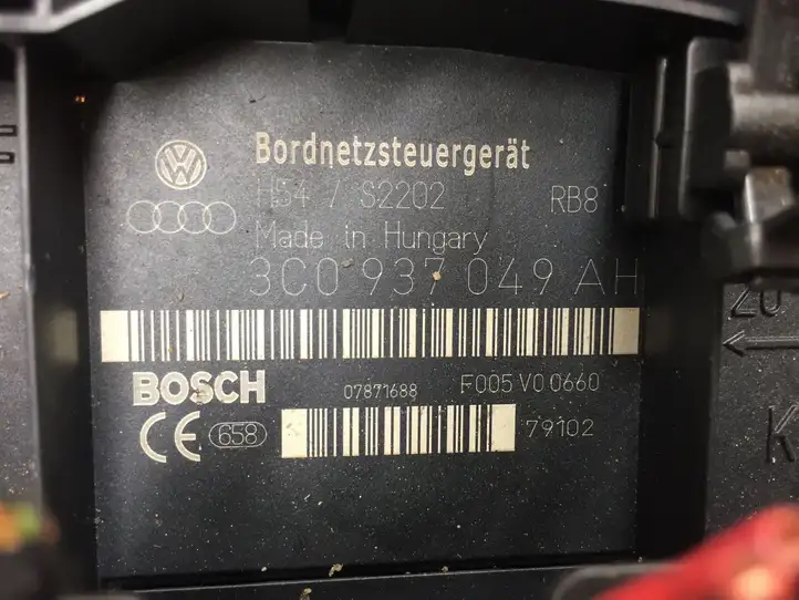 Volkswagen PASSAT B6 (2005 - 2010) 3C0937049AH Модуль комфорта — фото 3