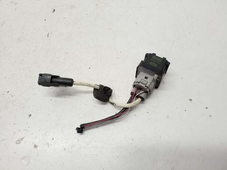 Toyota Avensis T270 (2009 - 2012)  2861067010 Реле подогрева свеч