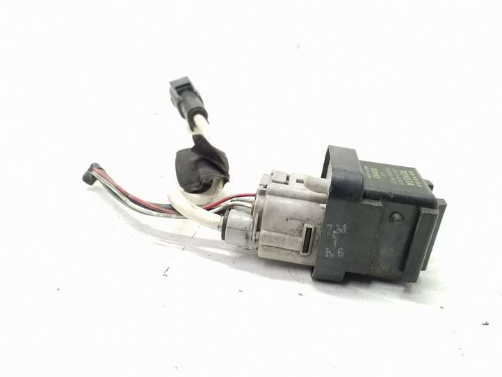 Toyota Avensis T270 (2009 - 2012)  2861067010 Реле подогрева свеч