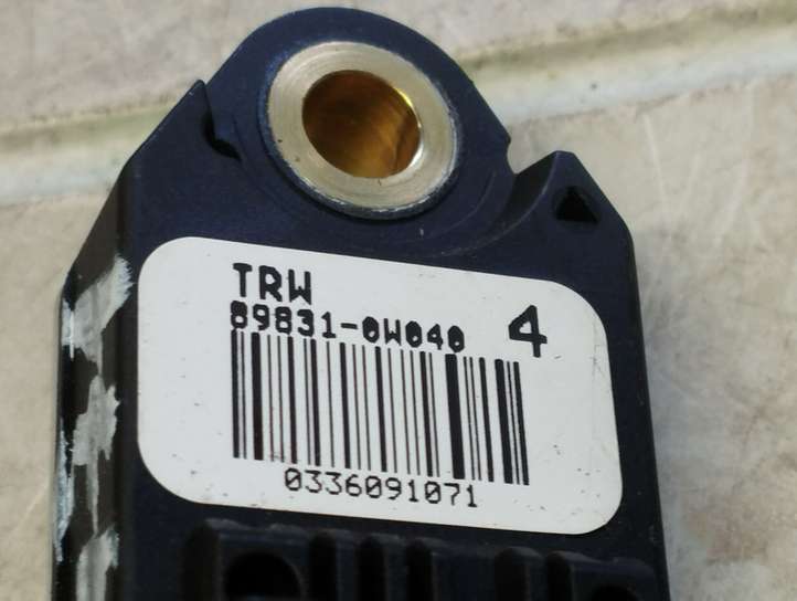 Lexus IS 220 (2005 - 2010)  898310W040 Датчик удара надувных подушек