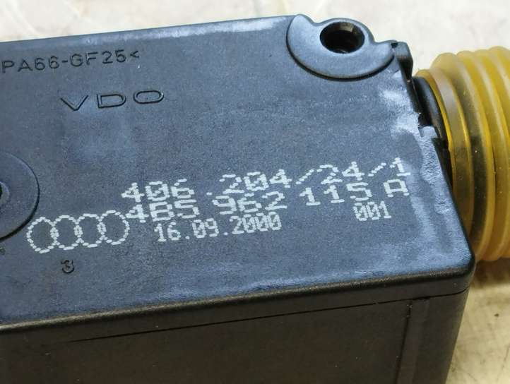 Audi A6 (1997 - 2001)  4B5962115A Двигатель центрально замка