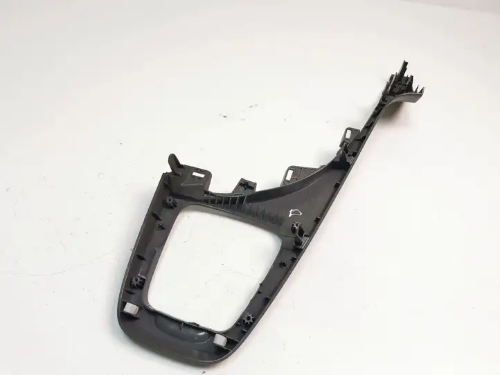 Toyota Prius (XW30) (2009 - 2015) 5540647080 Рамка рычага КПП — фото 5