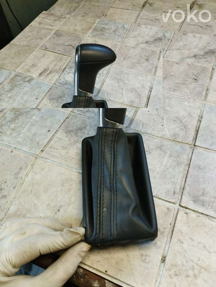 Audi A6 (2011 - 2014)  4G1713139N Отделка рычага переключения передач (кожа, головка)