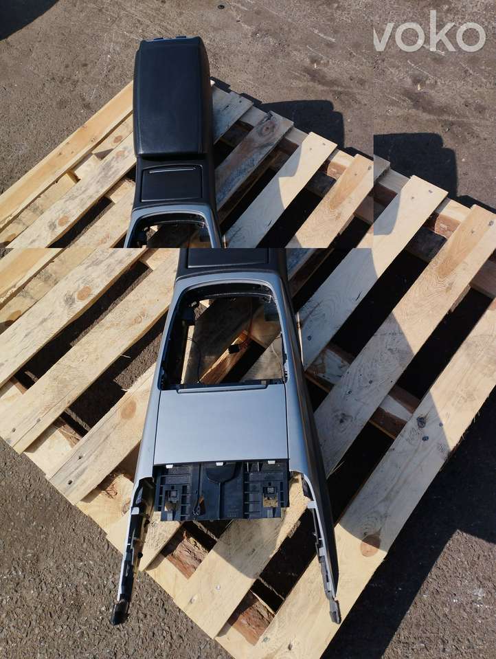 Audi A6 (2011 - 2014)  4G0864981A Подлокотник