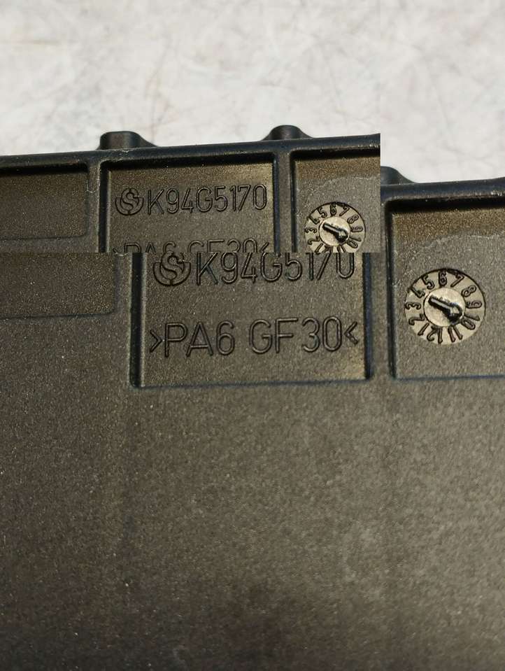 Audi A6 (2011 - 2014)  K94G5170 Узел подключения плюсовых проводов