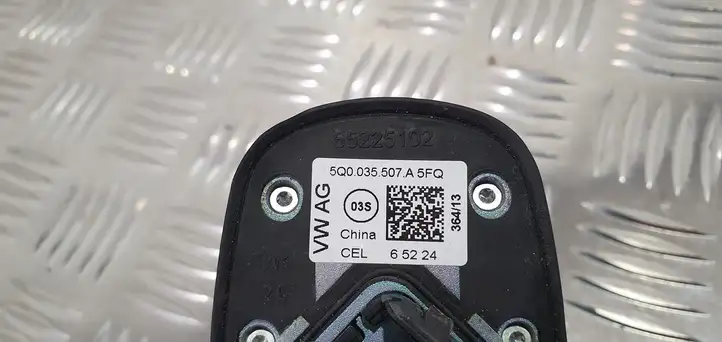 Volkswagen Golf VII (2013 - 2019) GPS антенна — фото 2