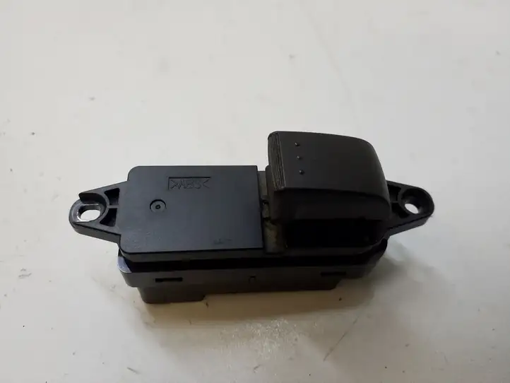 Mazda 5 (2005 - 2010) CC3366370A Кнопка стеклоподъемников — фото 1