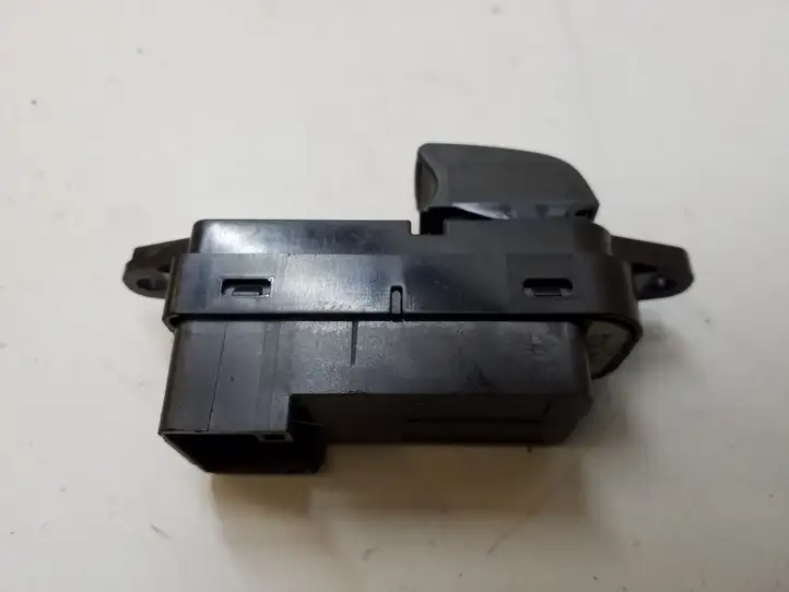 Mazda 5 (2005 - 2010) CC3366370A Кнопка стеклоподъемников — фото 3