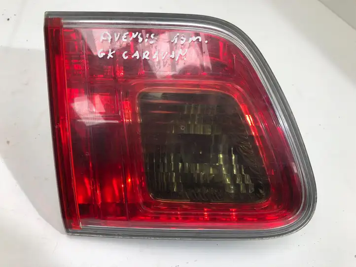 Peugeot 206 (1998 - 2012) Задний фонарь в крышке багажника — фото 1