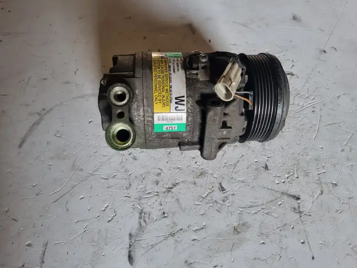 Opel Astra H (2004 - 2009) 13124751 Компрессор (насос) кондиционера воздуха — фото 1