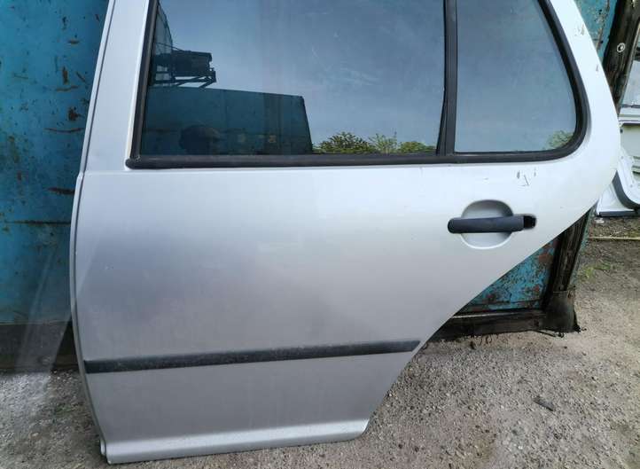 Volkswagen Golf IV (1998 - 2005)   Задняя дверь